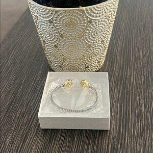 Source Unknown Twisted Silver and Gold Bracelet